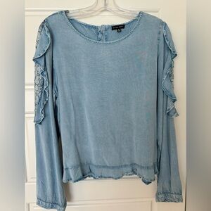 Style Envy Rayon‎ Women’s XL Chambray Look Blouse With Detailed Sleeves NWOT